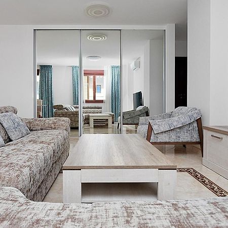 Three Bedroom Spacious Apartment Anatolia Μπούντβα Εξωτερικό φωτογραφία